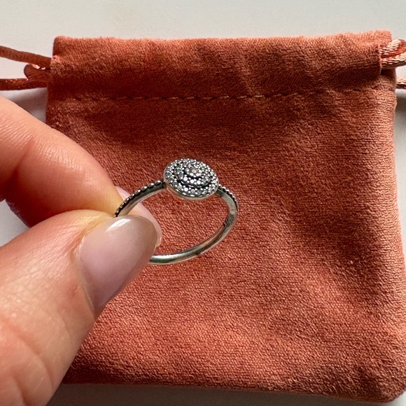 Pandora Silver Ring - Picture 2 of 6